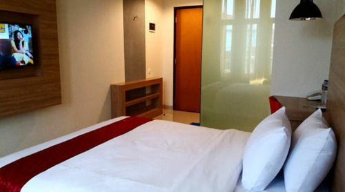 Cherry Homes Express Hotel Бандунг Экстерьер фото