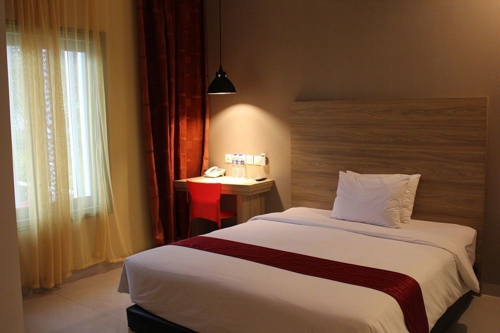 Cherry Homes Express Hotel Бандунг Экстерьер фото